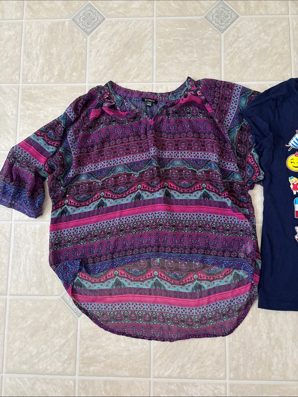 Girls 10 Top Bundle - Picture 3 of 3